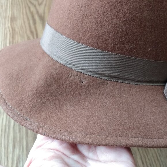 Vintage Brown Wool Felt Hat with Grosgrain Ribbon 21.5" Kates Boutique Canada - Picture 6 of 9